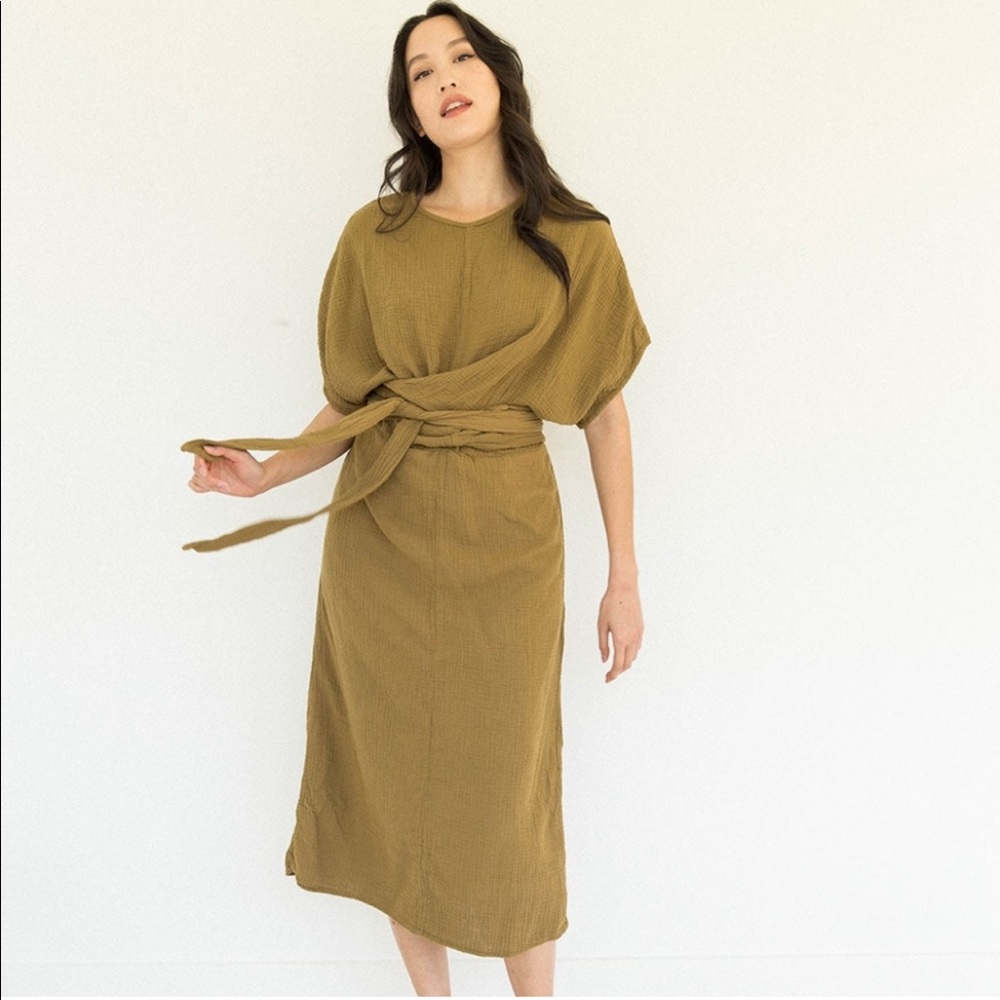 Cotton Gauze Midi Dress in Olive 🫒
